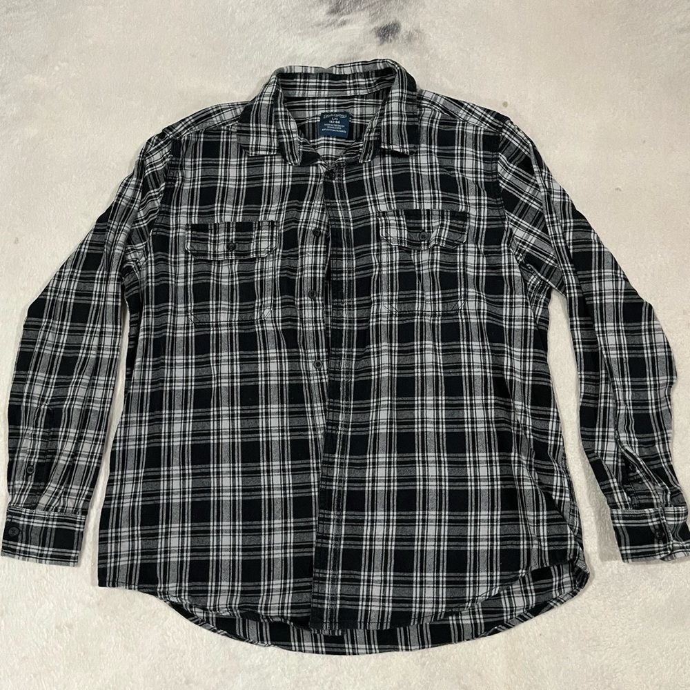 Faded Glory Black and White Checkered Men's Shirt